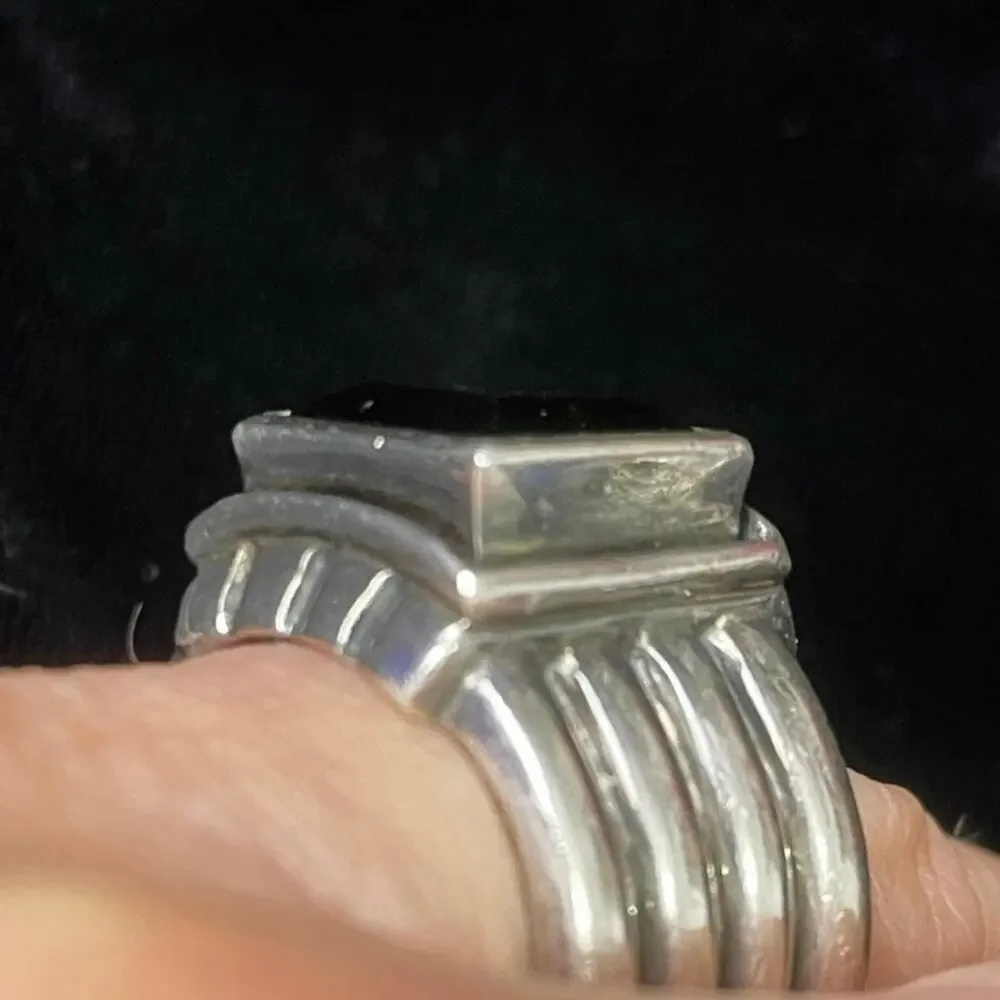 EUC - Retired Silpada Smokey Quartz Ribbed Band Sterling Silver Ring